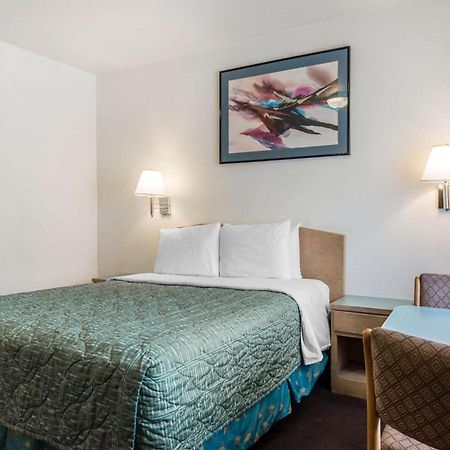 Rodeway Inn Beaumont Dış mekan fotoğraf