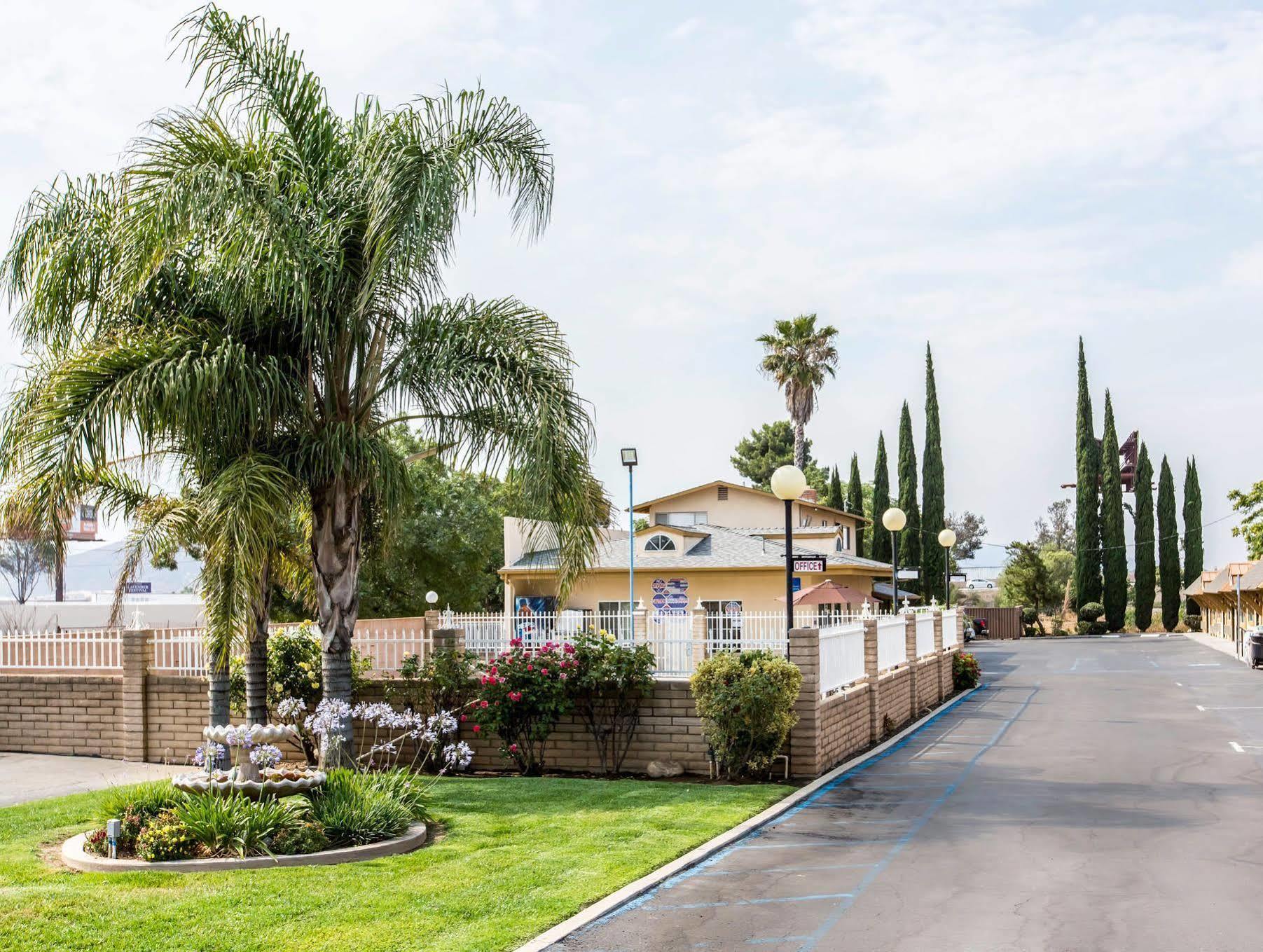 Rodeway Inn Beaumont Dış mekan fotoğraf