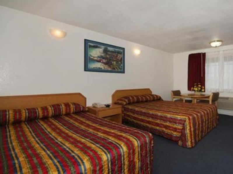 Rodeway Inn Beaumont Dış mekan fotoğraf